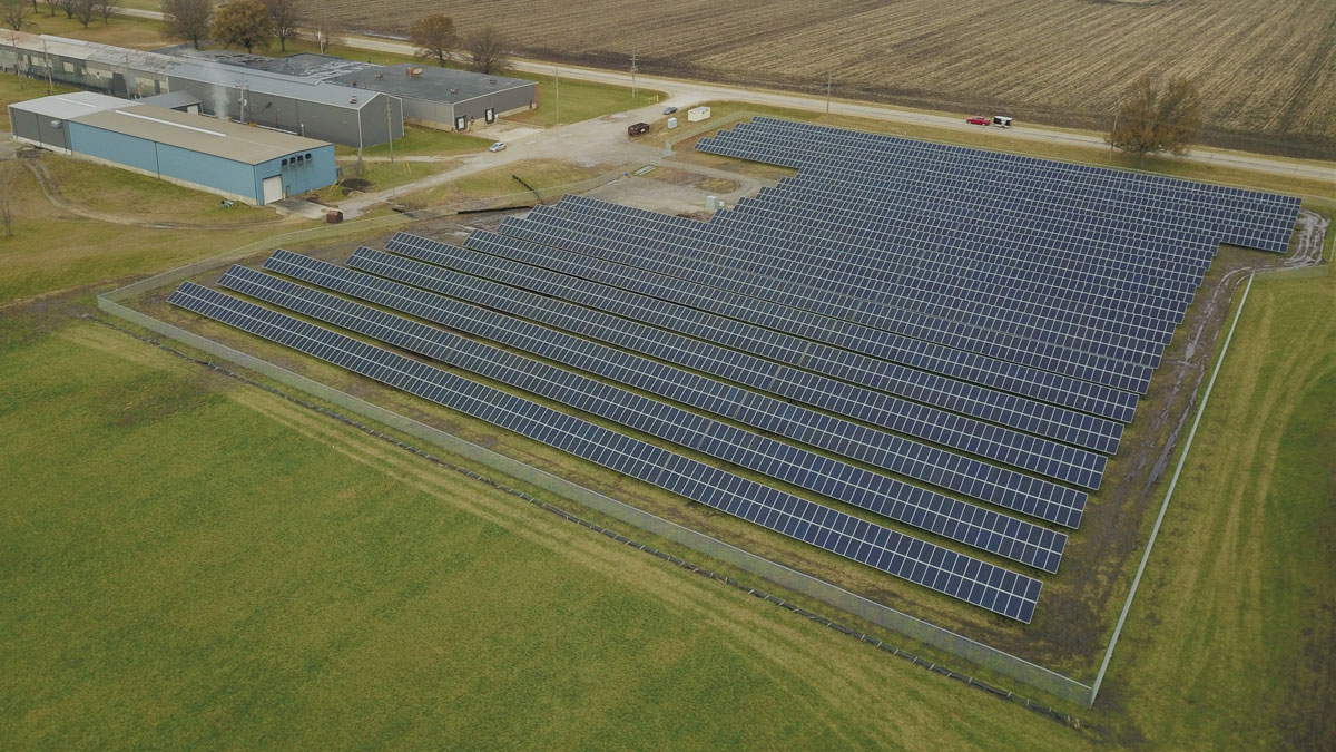 Ground Mount Solar Arrays in Illinois
