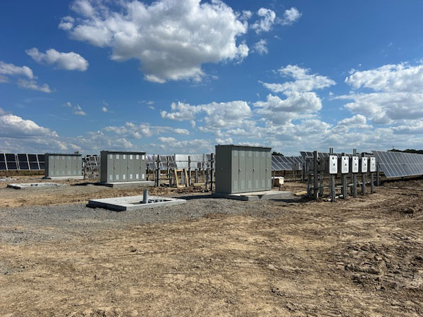 Baptist Health solar project build